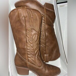 Qupid Brown Heeled Boots with Western Stitching